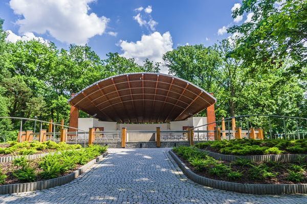 Amphitheater im Park Zdrojowy, A.Pitka