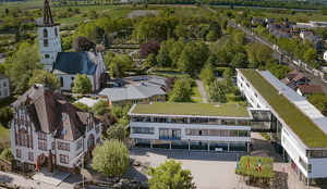 Das Denzlinger Rathaus von oben Das Denzlinger Rathaus von oben